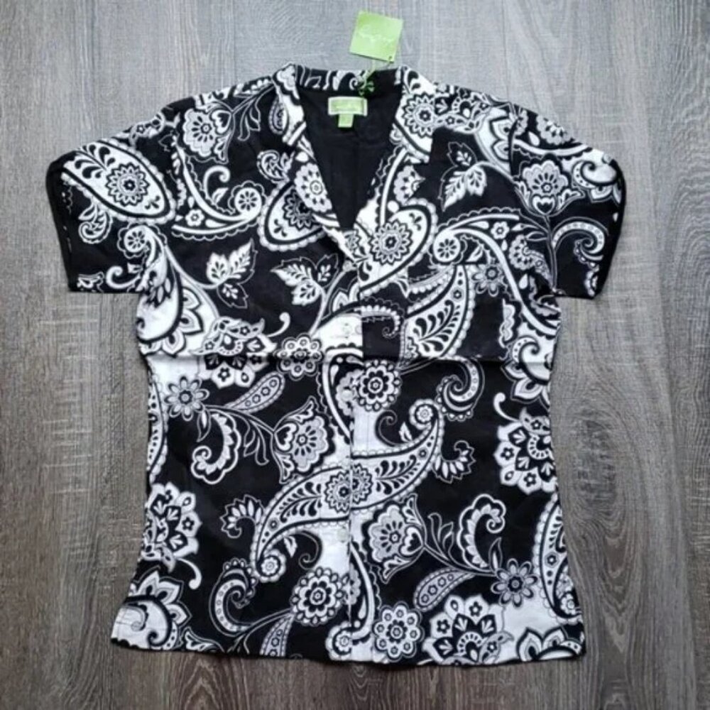 Vera Bradley button down, short sleeve Top